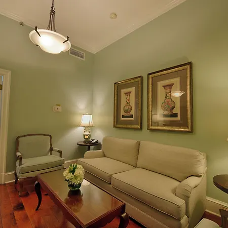 Voco St By Ihg Hotel New Orleans