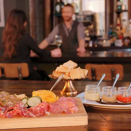 Hotel Q&c And Bar New Orleans, Autograph Collection 4*