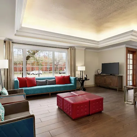 Hotel Hampton New Orleans/st.charles Ave 3*