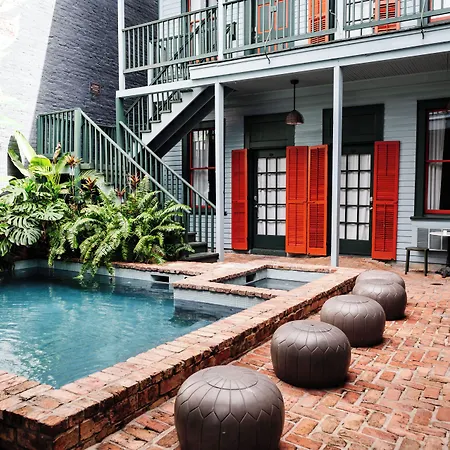 Frenchmen Hotel 3*