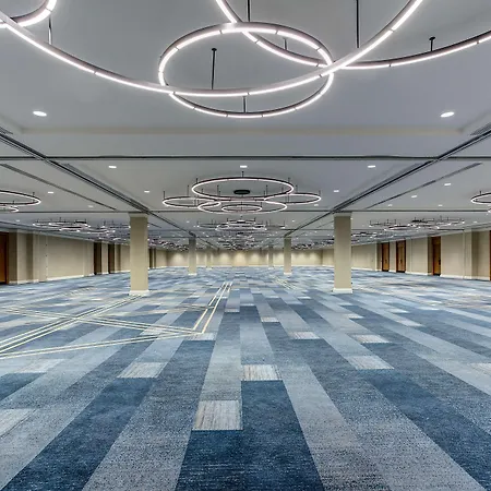Hilton Riverside