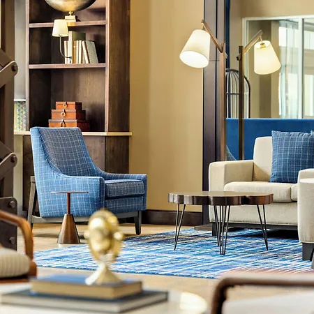 Hotel Fairfield By Marriott & Downtown French Quarter Area New Orleans