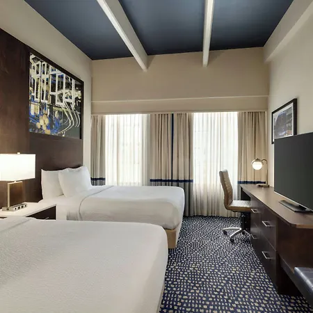Hotel Fairfield By Marriott & Downtown French Quarter Area 3*
