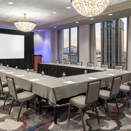 Doubletree By Hilton Hotel New Orleans