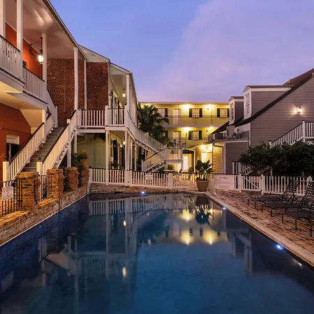 Courtyard By The French Quarter 3*
