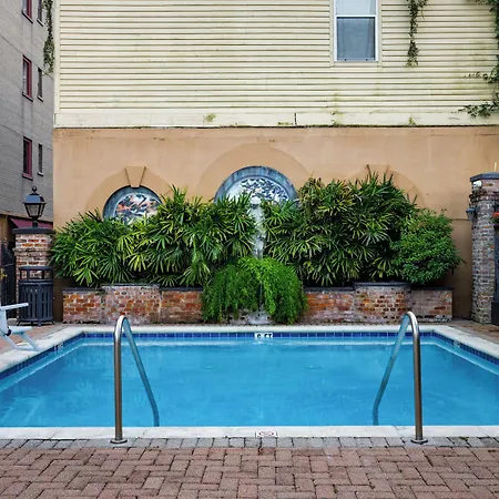 Club Wyndham Avenue Plaza Resort 3*