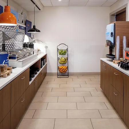 Express Downtown By Ihg Hotel New Orleans