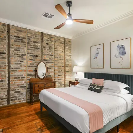 Hotel Louis Park