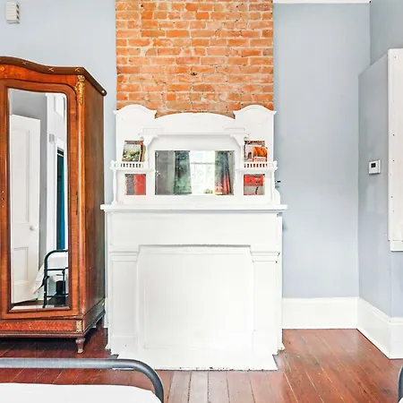 Historic Treme Creole Historic Getaways W Pool Bed & Breakfast New Orleans