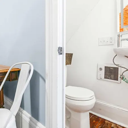 Historic Treme Creole Historic Getaways W Pool Bed & Breakfast