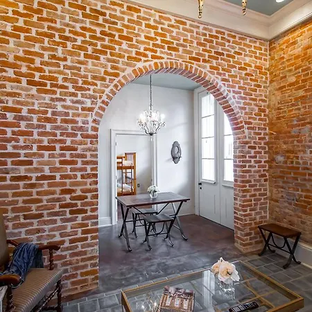 French Quarter Luxury Two-Bedroom Suite 1204 * New Orleans