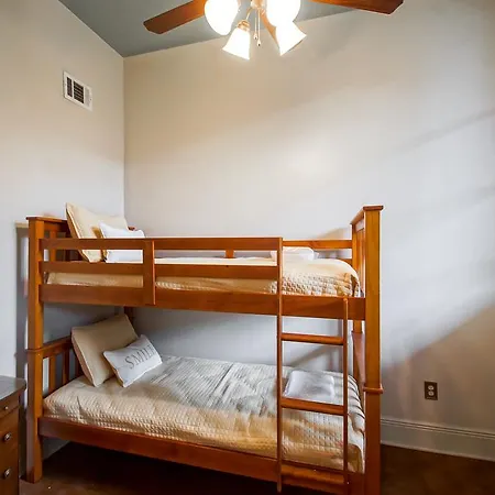 Apartment French Quarter Luxury Two-Bedroom Suite 1204 New Orleans