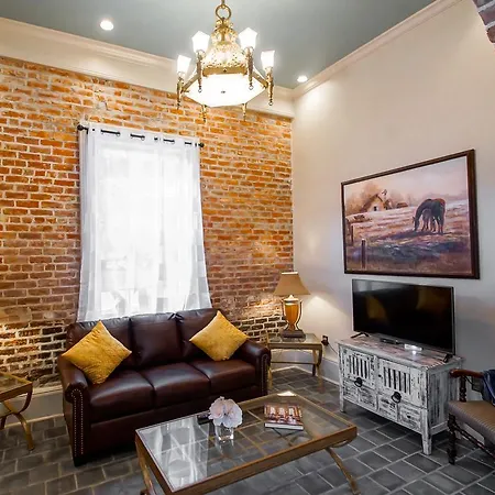 Apartment French Quarter Luxury Two-Bedroom Suite 1204 New Orleans
