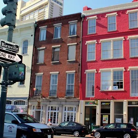 French Quarter Luxury Two-Bedroom Condo 201 *