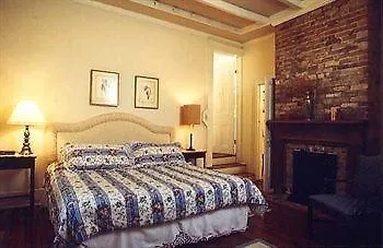 Fairchild House 3* New Orleans