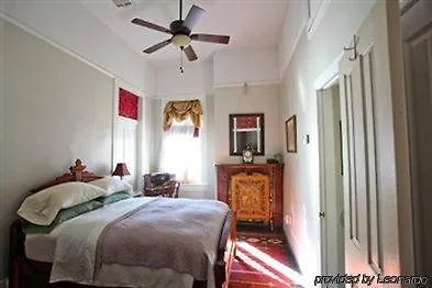 Maison De Macarty 3*