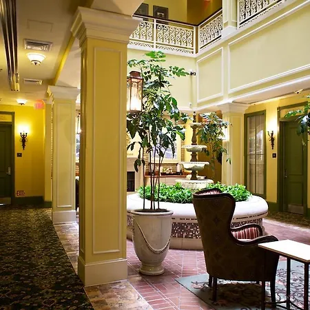 Club Wyndham La Belle Maison New Orleans