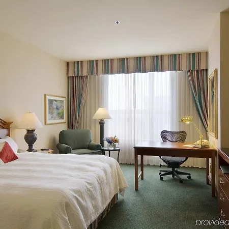 Hilton Garden French Quarter/cbd Hotel