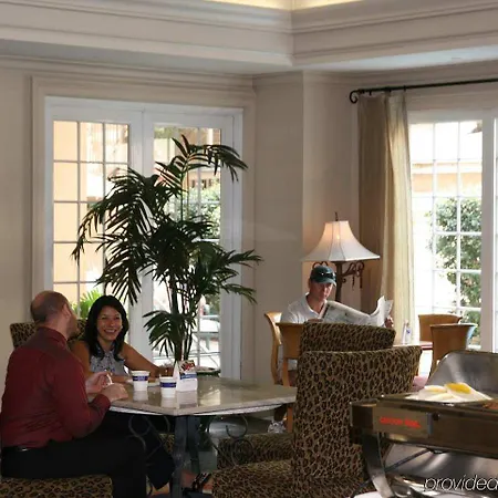 Hampton New Orleans/st.charles Ave 3* New Orleans
