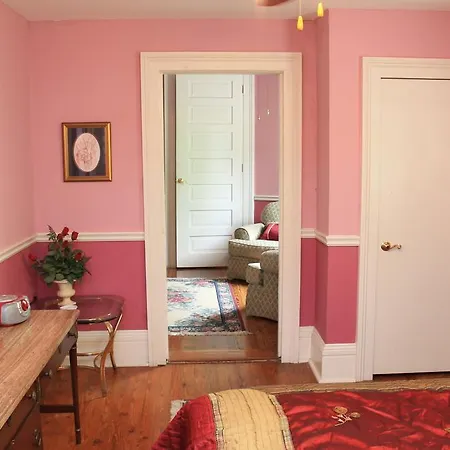 Guest house Esplanade Mansion 3*