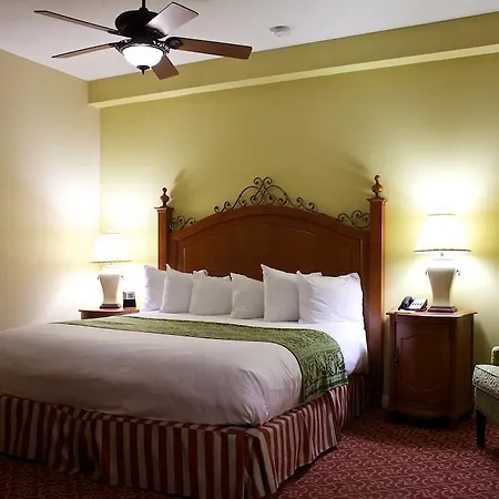 Resort Club Wyndham La Belle Maison New Orleans