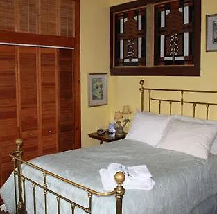 Hotel Lion's New Orleans
