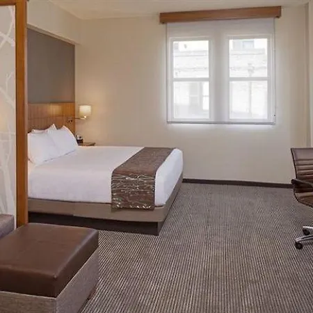 Hyatt Place Convention Center