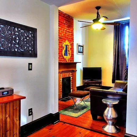 Royal Street Inn & Bar Inn 3*