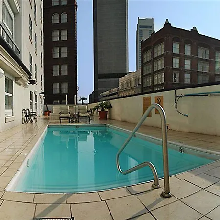 La Quinta & By Wyndham Downtown Hotel New Orleans