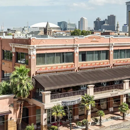 St Charles Coach House, An Ascend Collection Hotel 5*