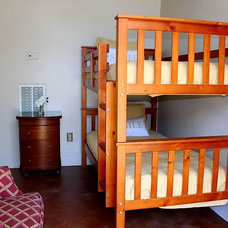 French Quarter Luxury Two-Bedroom Suite 1204 * New Orleans