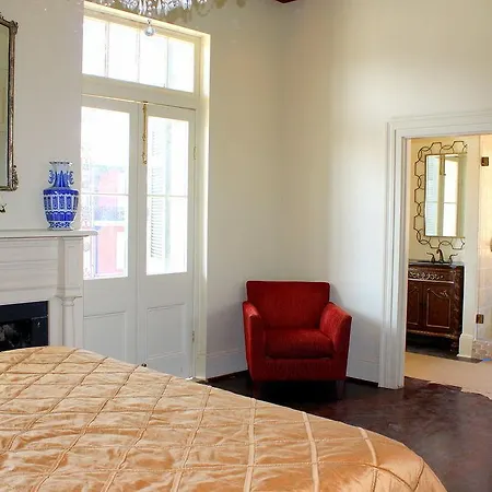 French Quarter Luxury Two-Bedroom Suite 1204 *
