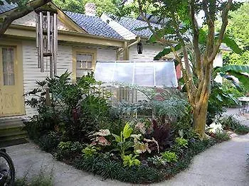 Maison De Macarty 3*