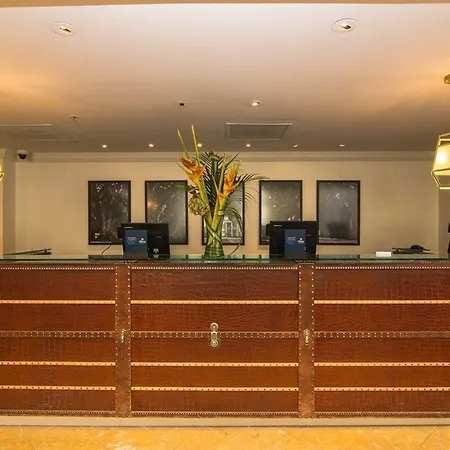 Hilton / St. Charles Avenue