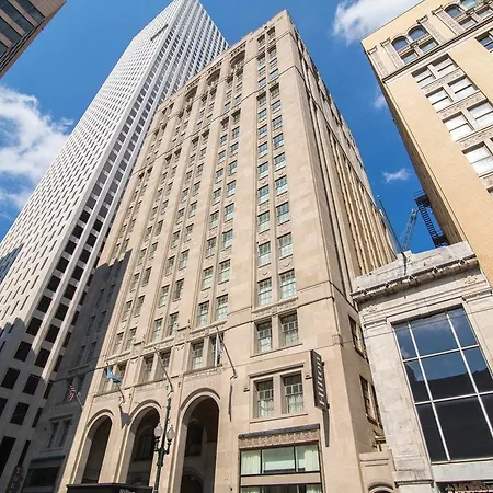 Hotel Hilton / St. Charles Avenue 4*