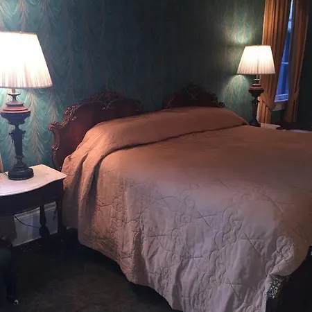 Hotel Nine-o-five Royal New Orleans