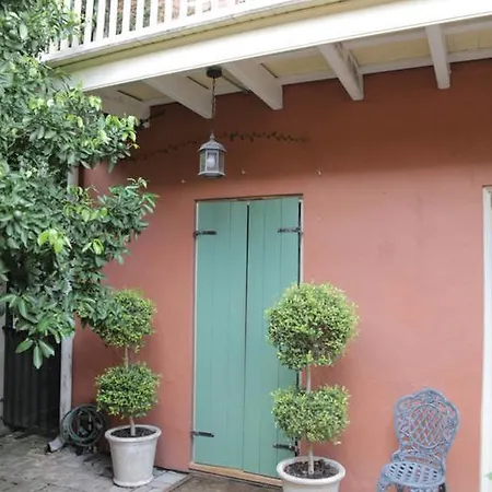 Apartment Ursulines One-bedroom Vacation 6a *