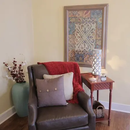 Apartment Ursulines One-bedroom Vacation 6a New Orleans