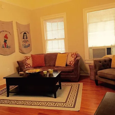 Ursulines One-Bedroom Vacation Condo 5A Apartment