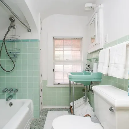 Ursulines One-Bedroom Vacation Condo 5A New Orleans