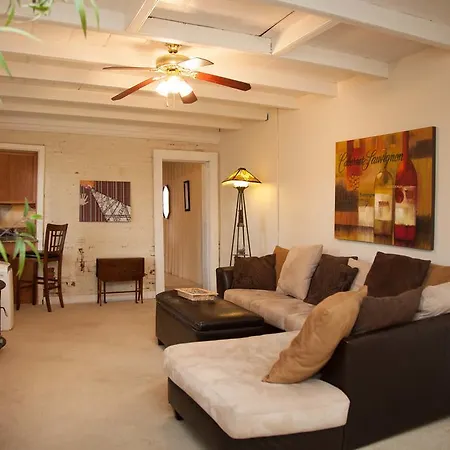 French Quarter Secret Garden Holiday home