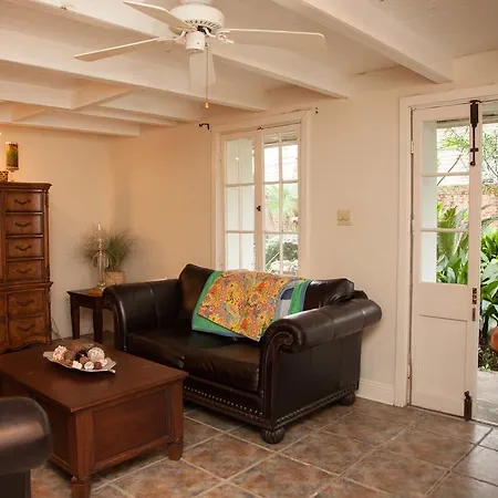 French Quarter Secret Garden Holiday home *