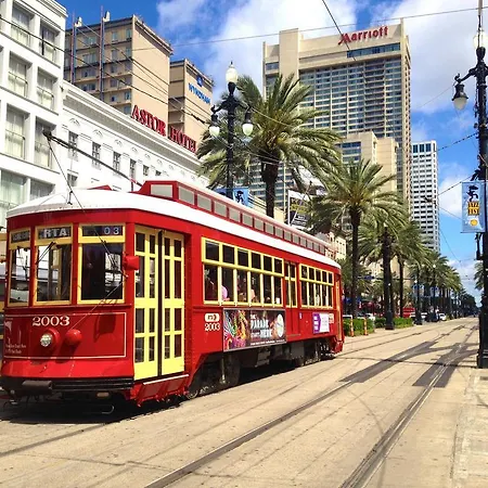 1 Bedroom In Nth Rampart St, New Orleans