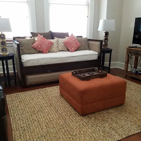 Apartment Citrine - Downtown / Bourbon St / Superdome *