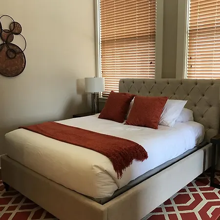 Apartment Citrine - Downtown / Bourbon St / Superdome
