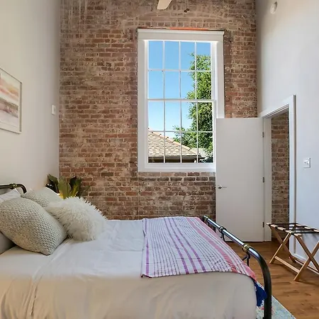 One-bedroom On Jackson Avenue Apt 203 By Sonder Apartment