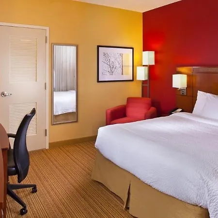 Courtyard By Marriott Downtown Near The French Quarter
