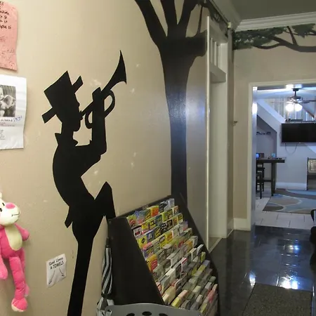 The Garden District House Hostel *