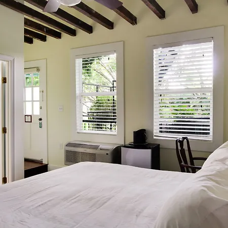 The House Bed & Breakfast