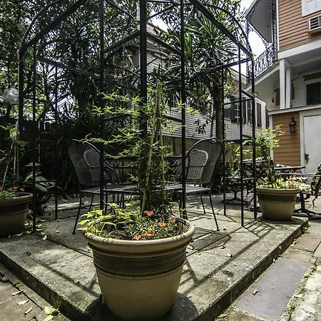 Rathbone Mansions 3*